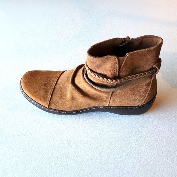 Clarks Shoes - NWOB Tan Suede Booties by Clarks, Size 9.5